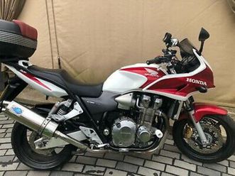 Honda Honda Cb1300 Sc54 Used The Parking Motorcycles