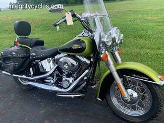HARLEY DAVIDSON 2011 HARLEY-DAVIDSON HERITAGE SOFTAIL CLASSIC tweedehands -  De Parking