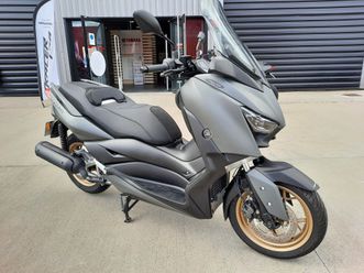 YAMAHA yamaha-xmax-125-tech-kamo-2020 tweedehands - De Parking