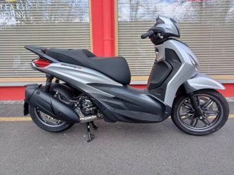 beverly 300 s argento cometa