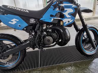 Honda Honda Crm 125cc Used The Parking Motorcycles