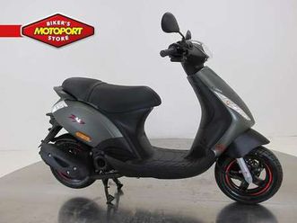 piaggio zip 50 s