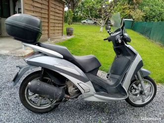 PEUGEOT peugeot-250-geopolis-34000kms-2009 Used - the parking motorcycles