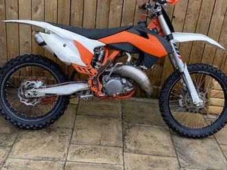 KTM ktm-125-sx-2015-in-south-shields 