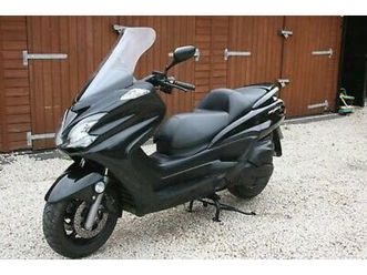 YAMAHA yamaha-yp400-majesty-2011-11-reg-met-black-11k-miles-long-mot-part-ex-to-clear  tweedehands - De Parking