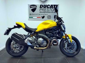 DUCATI 2018-ducati-monster-821-yellow-8 