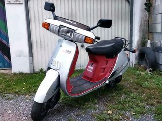 HONDA fahrbereiter-oldtimer-honda-lead-mit-50er-papieren-und-schlussel Used  - the parking motorcycles