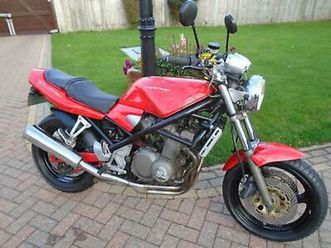 SUZUKI suzuki-bandit-400-f-reg-stubby-leavers-braided-lines-1-years-mot  tweedehands - De Parking