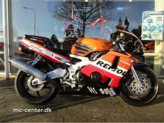 Honda 1994 Honda Cbr 400 Rr 59 900 Kr Used The Parking Motorcycles