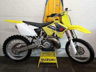 SUZUKI SUZUKI RM250 K6 249CC 2006 BEAUTIFUL BIKE. occasion - Le Parking