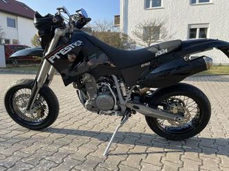 KTM ktm-lc4-640-supermoto-prestige-high 