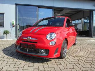 Abarth Fiat 695 Abarth 500 Abarth 500 Tributo Ferrari 695 Rosso Corsa Limousine Okazja Parking Samochod