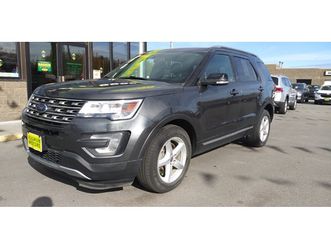 Ford Explorer 17 Ford Explorer Xlt Used The Parking