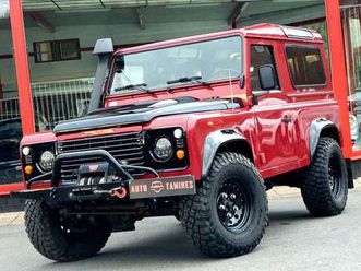 LAND ROVER DEFENDER land-rover-defender-2-2turbod-model-unique-int ...