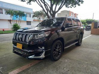 Toyota Prado Toyota Prado Vx Europea Blindada 2 Plus 14 Used The Parking