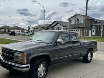 Chevrolet C K 1500 1991 Chevrolet K1500 6 2 Diesel 4x4 Cars Trucks Lethbridge Kijiji Used The Parking