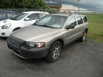 Volvo Xc70 04 Volvo V70 Xc Awd A Sr 5dr Wgn Turbo Cars Trucks Saint Hyacinthe Kijiji Used The Parking