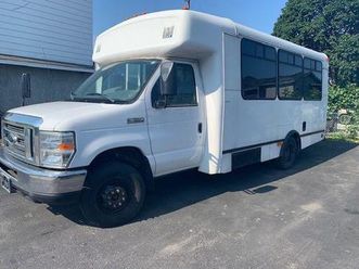 2008 ford cutaway van