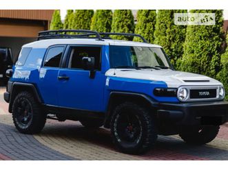 TOYOTA FJ CRUISER toyota fj cruiser jbl 
