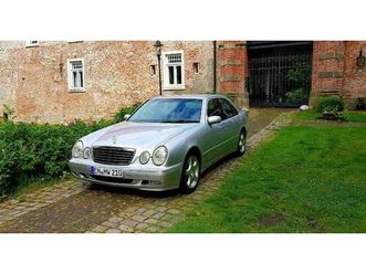 MERCEDES CLASSE E mercedes-benz-w210-avantgarde