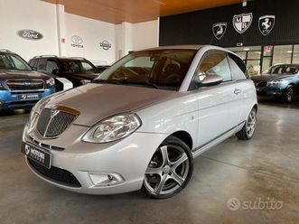 lancia-ypsilon-1-3-mjt-105-cv-sport-momodesign
