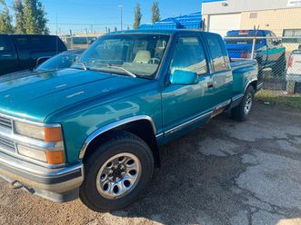 Chevrolet C K 1500 1994 Stepside Chevy Silverado 1500 Cars Trucks Strathcona County Kijiji Used The Parking