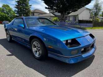 CHEVROLET CAMARO 1987-chevrolet-camaro-iroc-z28-t-top-coupe segunda mano el Parking