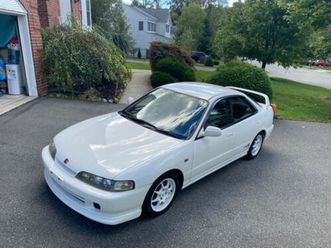 HONDA INTEGRA rare-honda-integra-type-r-db8-sedan-a-true-collector's ...