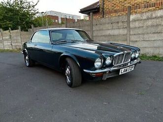 DAIMLER XJ jaguar-xjc-4-2-coupe-1976-daimler-coupe-xj6-xj6c-xj12c ...