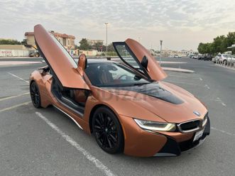 BMW I8 bmw-i8-super-car-unique-color-fully-loaded-hybrid-latest-tech ...