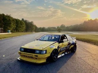 Toyota corolla uz