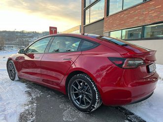 TESLA MODEL 3 model3-lr-2022-facelift-v-pumpe-18-18-hjul occasion - Le