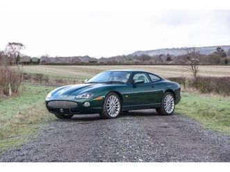 2005-jaguar-xkr-4-2-s-coupe