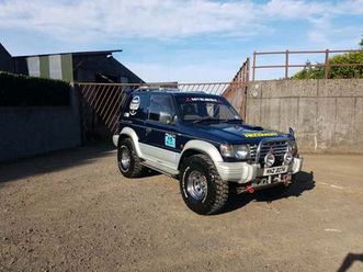 MITSUBISHI PAJERO mitsubishi-pajero-shogun-4x4