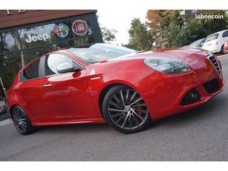 alfa-romeo-giulietta-1750-tbi-235-cv-quadrifoglio-verde