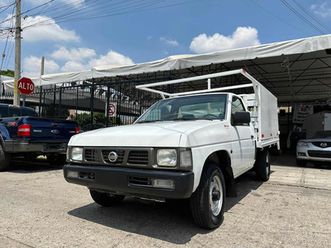 nissan-d21-estaquitas-2-4-chasis-largo-tm