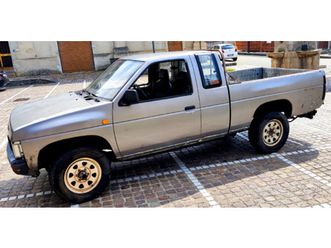 nissan-pick-up-king-cab-4x4-2-5-a-s-i-1987