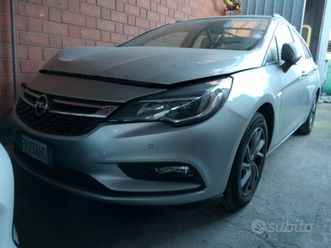 opel-astra-2018-incidentata