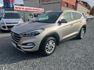 hyundai tucson 1.7 crdi trikolor