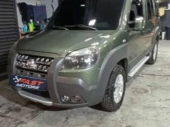 doblo adventure 1.8 flex 6lugares ano 2012