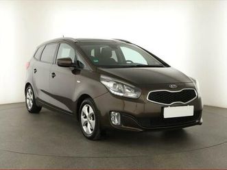 kia carens 1.7 crdi, 7 míst, serv.kniha