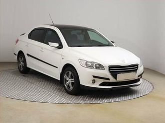 peugeot 301 active 1.6 vti, serv.kniha