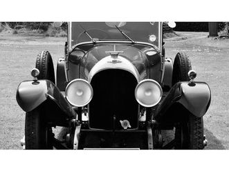 1926 bentley 3 litre with original tourer body. a vendre