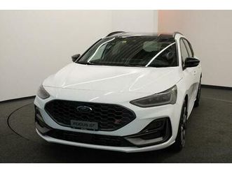 ford focus station wagon 2.3 ecob st x: réserver un essai sur route !