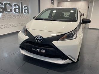 auto usata 1.0 vvt-i 69 cv 5 porte x-cool