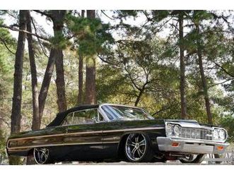 CHEVROLET IMPALA CABRIOLET 1964-chevrolet-impala-convertible-show