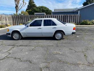 1990-mercedes-benz-300e