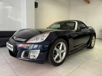 opel gt 2.0 turbo 194 kw 18.000 km