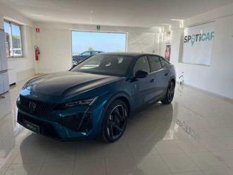 408 408 plug-in hybrid 225 e-eat8 first edition