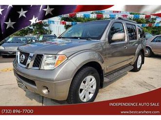 used 2005 nissan pathfinder le